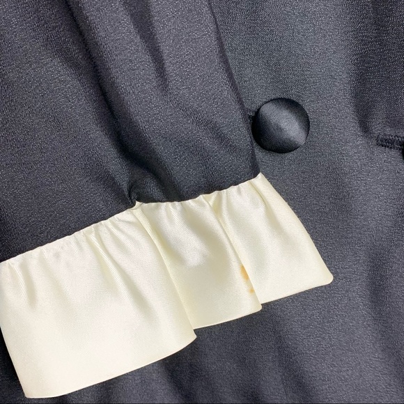 60s Ruffled Blouse - Picture 5 of 9